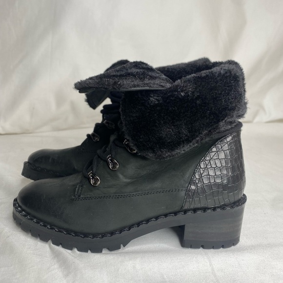 Vintage Foundary Co Milan Black Bootie Size 7M MRSP: $129 - Picture 5 of 13